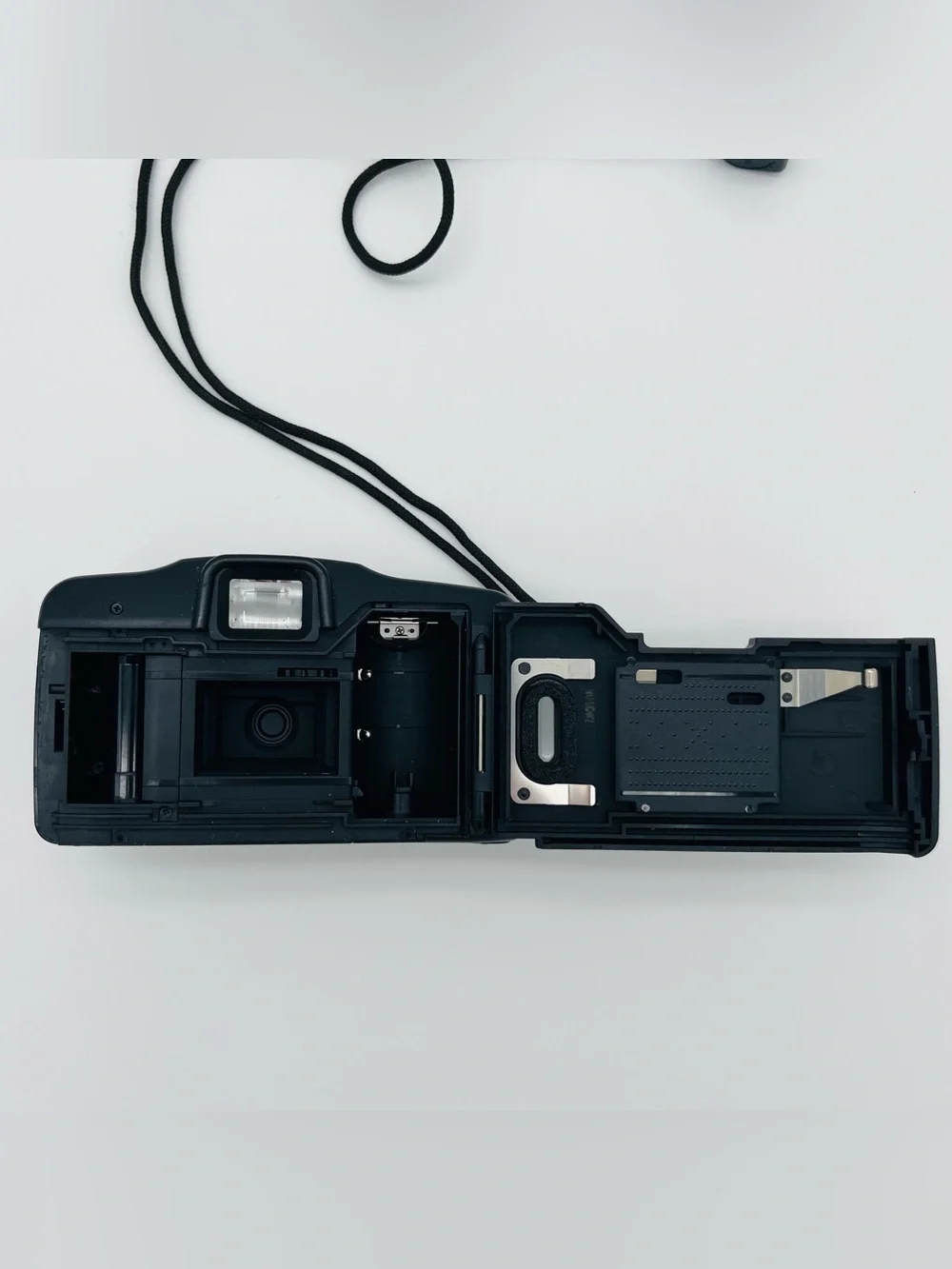 Canon Snappy LX II 35mm Point & Shoot Film Camera Vintage Built in Flash. Tested